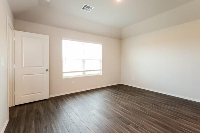 Photo - 1903 Crimson Lake Blvd