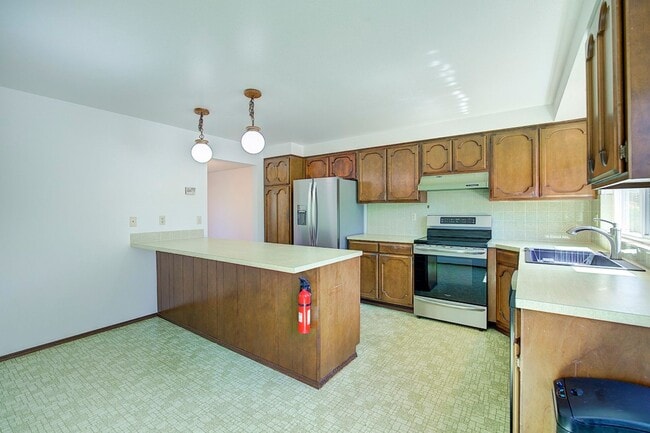 Photo - 5Bd/3Ba Edmonds House