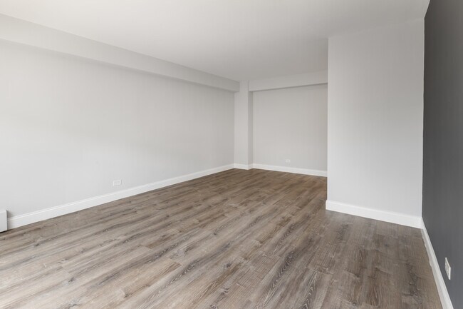 Photo - 5858 N Sheridan Rd Unidad 806