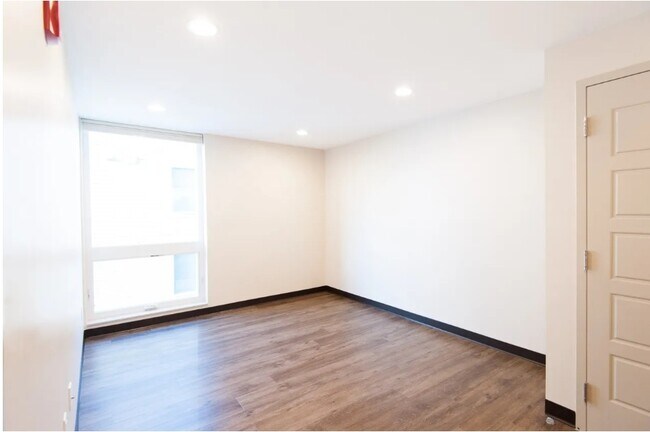 Photo - 11 Dorchester St Unidad 408