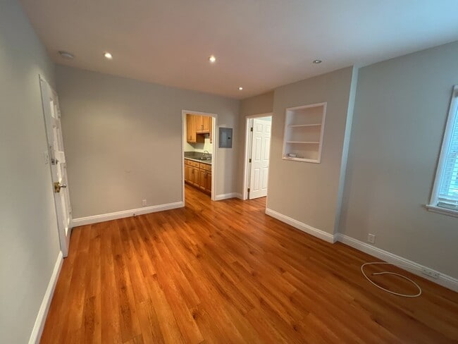 Building Photo - 119 Unit 1004.5