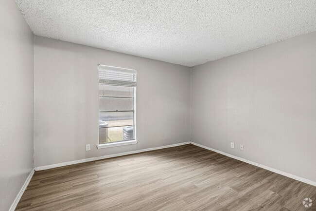 1BR, 1BA - 689SF - Bedroom - Ridge at Southcross