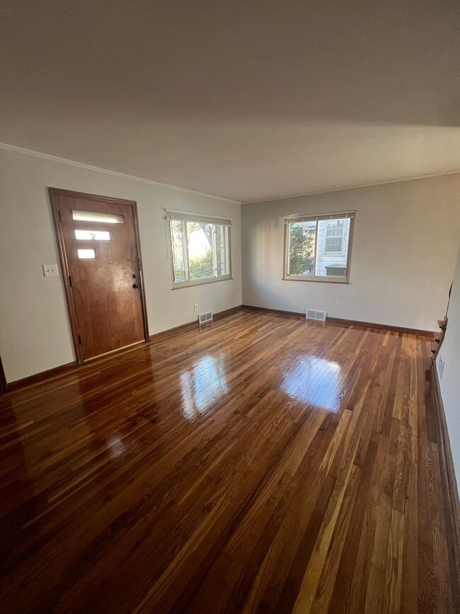 Photo - 2 Bedroom Townhome in Grandview!!