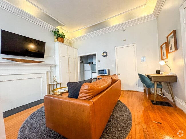 Building Photo - 337 Beacon St Rental