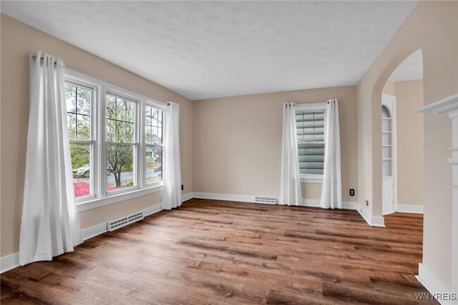 Photo - 21 Waverly Ave