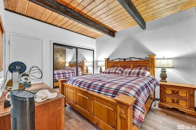 Photo - Unurnished condo Stateline