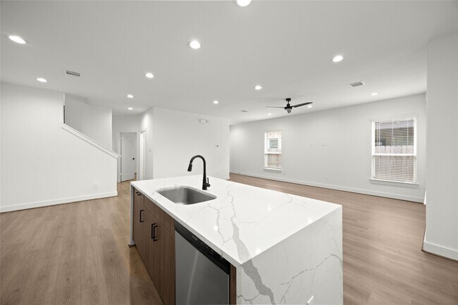 Photo - 2752 Sunny Briar Dr