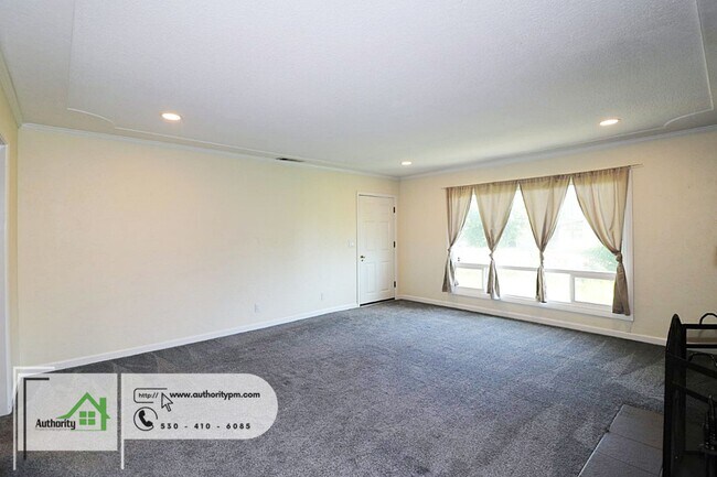 Photo - 5424 Midway Dr