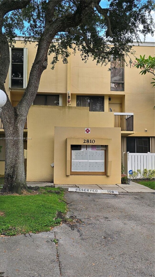 Photo - 2810 SW 87th Ave Unidad 910
