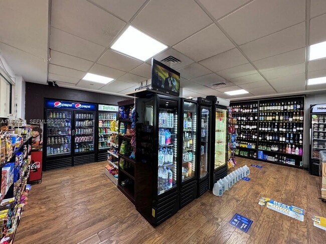 Photo - 1000 West Ave Unit 422