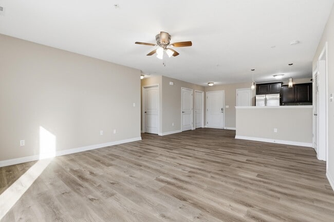 Photo - 2212 Chapel Hill Rd Unit 104