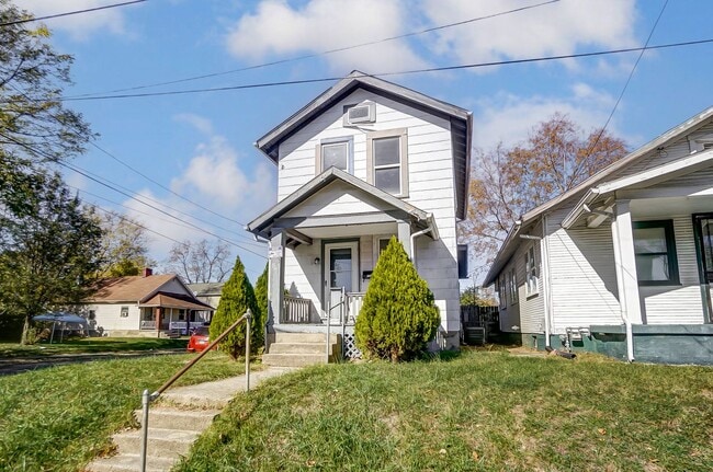 Photo - Two Bed, One Bath in Dayton!
