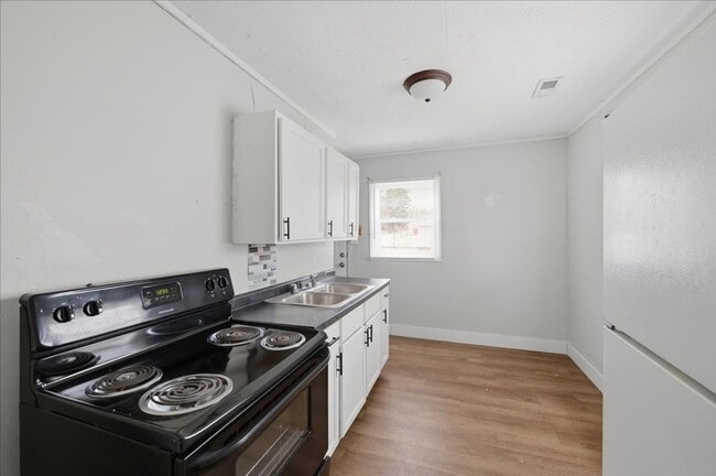 Photo - 3105 Adams St