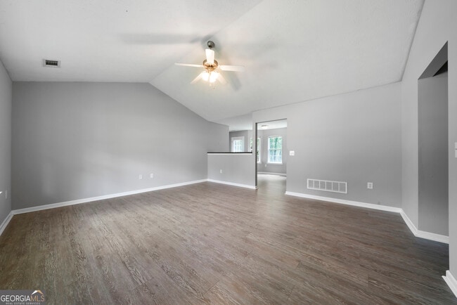 Photo - 761 Twin Oaks Ln