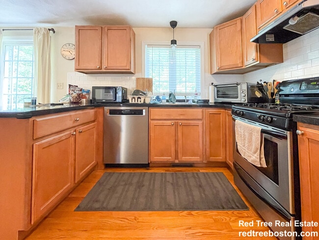 Photo - 496 Lebanon St Unit 3