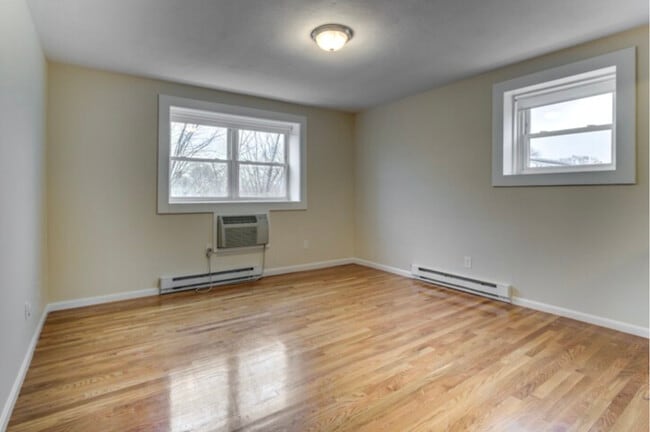 204 Neponset Valley Pky