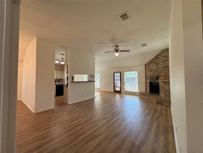 Photo - 15662 Pebble Lake Dr