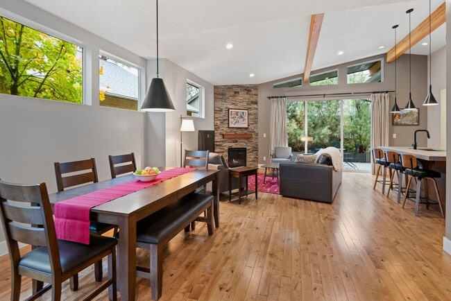 Photo - For Rent: Furnished Executive Home in Bend, OR – Prime Location!