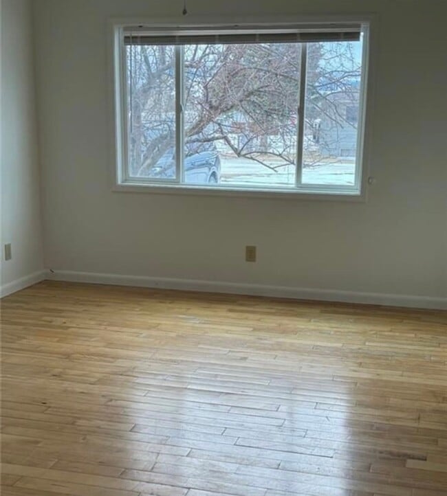 Photo - 402 5th Ave SE Unit 2