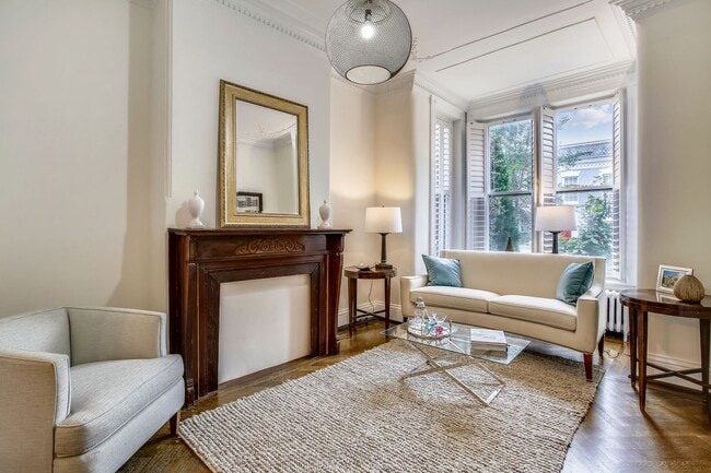 Photo - 3033 Dent Plz NW