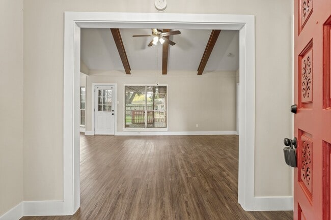 Photo - 13755 Drakewood Dr