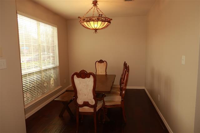 Photo - 6307 Lakewood Dr