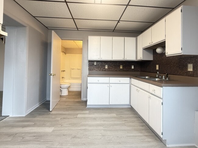Photo - 719 Caroline St Unit 719