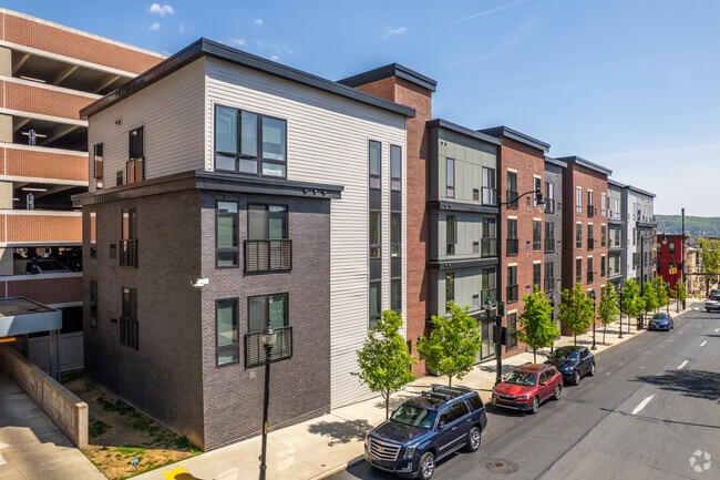 Photo - Walnut Street Commons