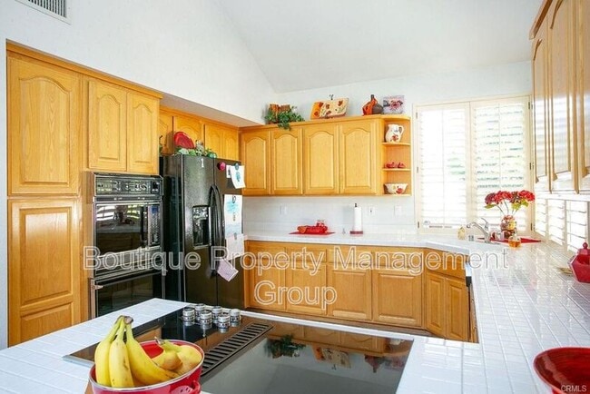 Building Photo - 34 Lakefront Rental