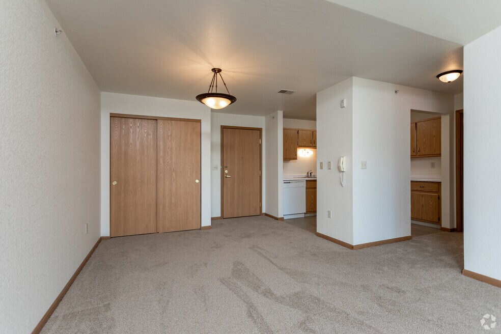 1BR, 1BA