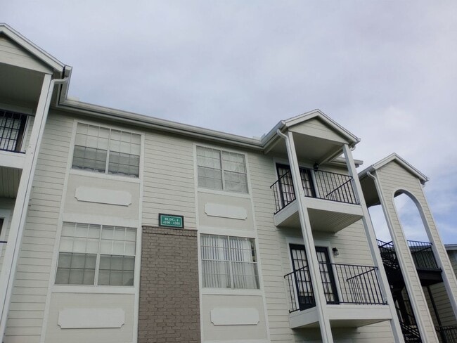 Photo - 2550 N Alafaya Trail Unit 4305
