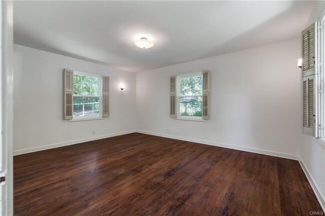 Building Photo - 4805 Alta Canyada Rd