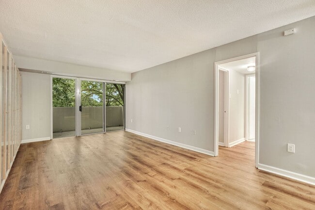 Photo - Available Now! 1 Bed / 1 Bath Condo in the...