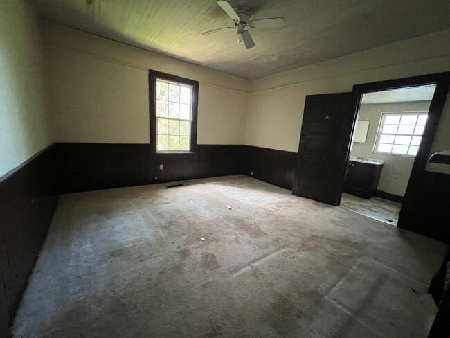 Photo - 125 Arnold St