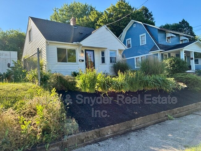 Building Photo - 1173 Dayton St