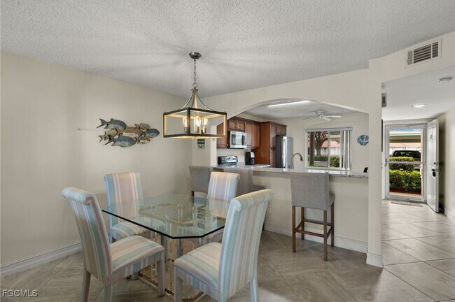 Photo - Condo at Glen Eagle Golf and Country Club Unidad 104
