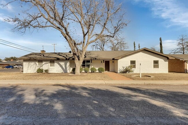 Building Photo - 1426 Cumberland Rd