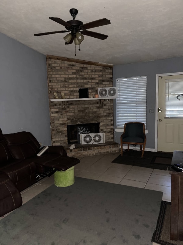 Photo - 2835 Botany Pl