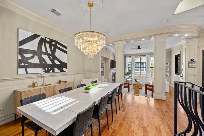 Photo - 1312 Crocker St