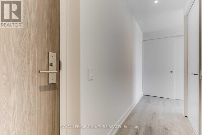 Photo - 161 Roehampton Ave Unité 903