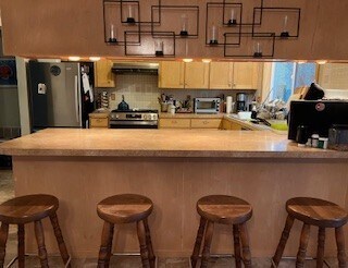 Photo - 775 NW James Pl