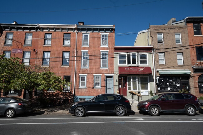 Building Photo - 2307 Fairmount Ave Unit 1