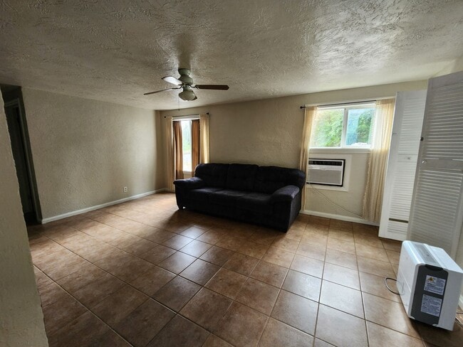 Photo - Upstairs Apartment Above Holly Market