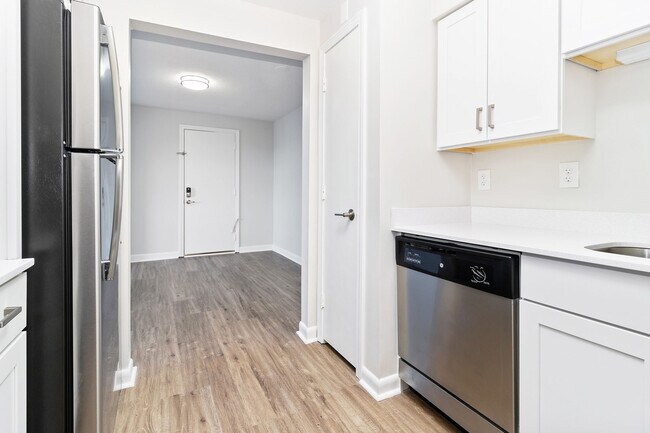 Photo - Waterford Village