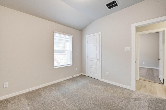 Photo - 1575 King Rnch Rd