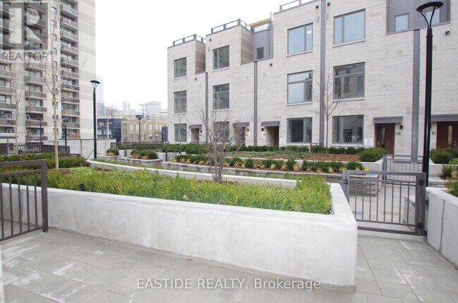 Photo - 165 Pears Ave.