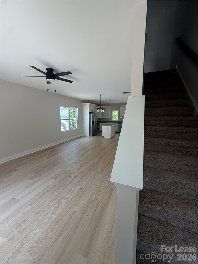 Photo - 212 N Yadkin Ave