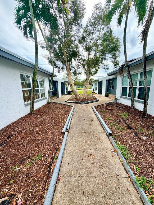 Photo - 5730 NW 27th Ct