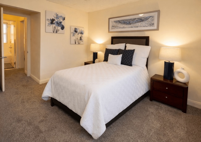Loch Bend Apartments