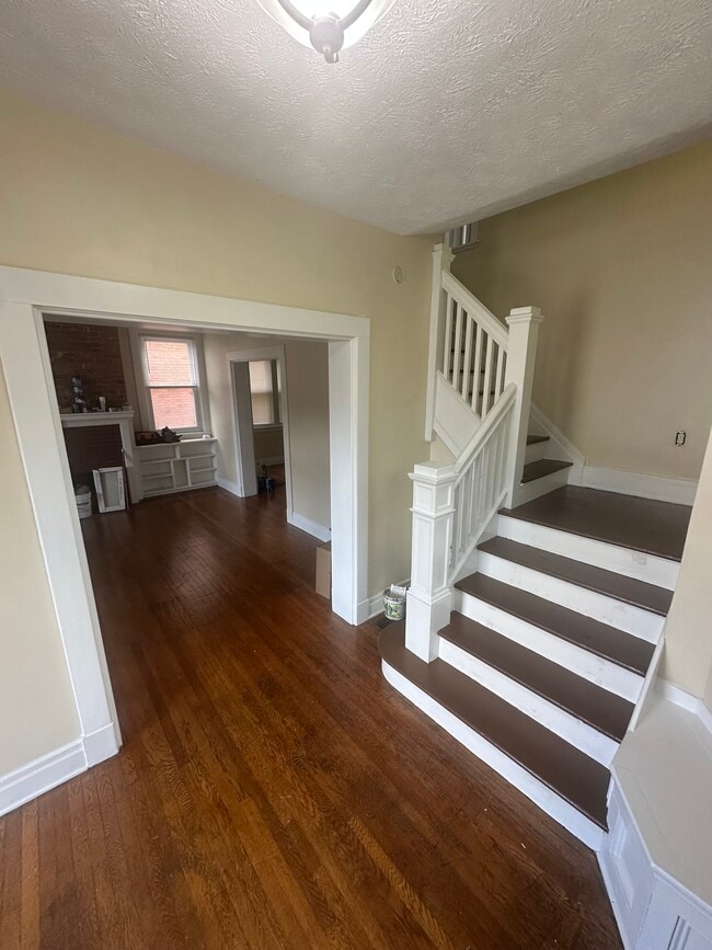 Photo - 1359 Illinois Ave